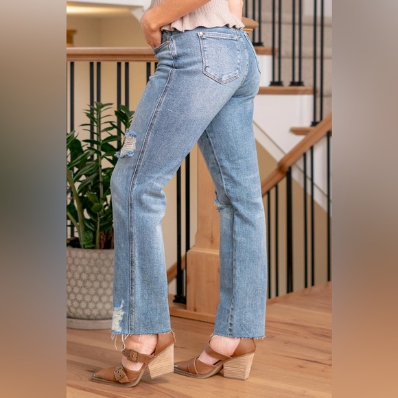 NWOT Judy Blue KRISTINE RIGID MAGIC HIGH RISE DISTRESSED STRAIGHT 28 Blue - Picture 2 of 5